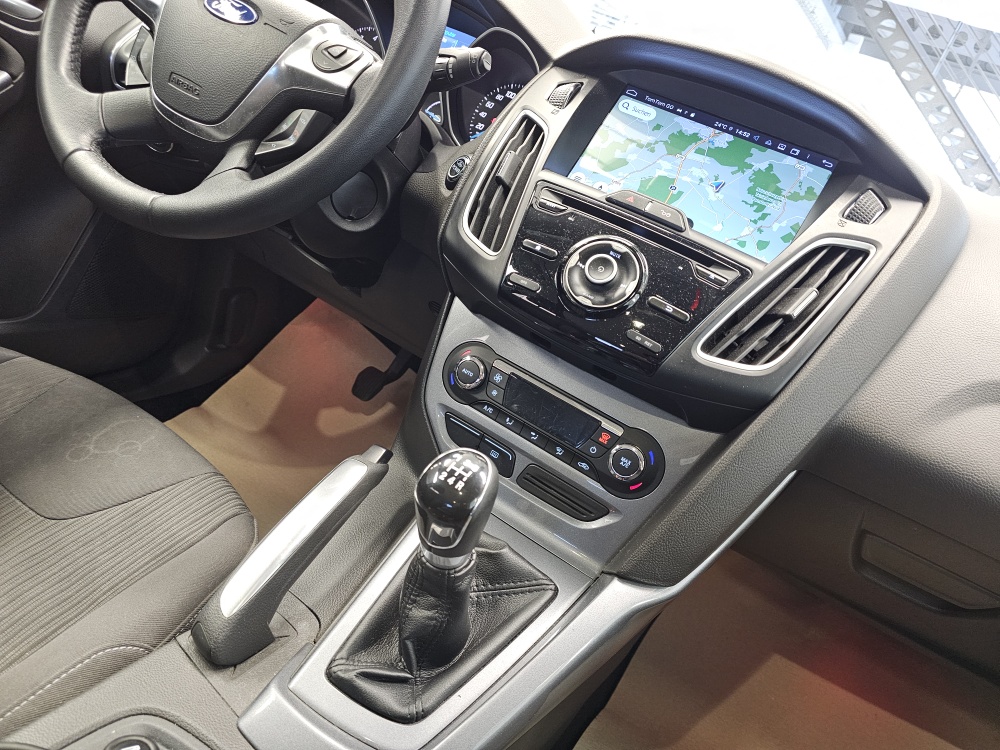 Ford Focus bei Hoffmann Automobile in Wolfsburg kaufen und sofort mitnehmen - Bild 8