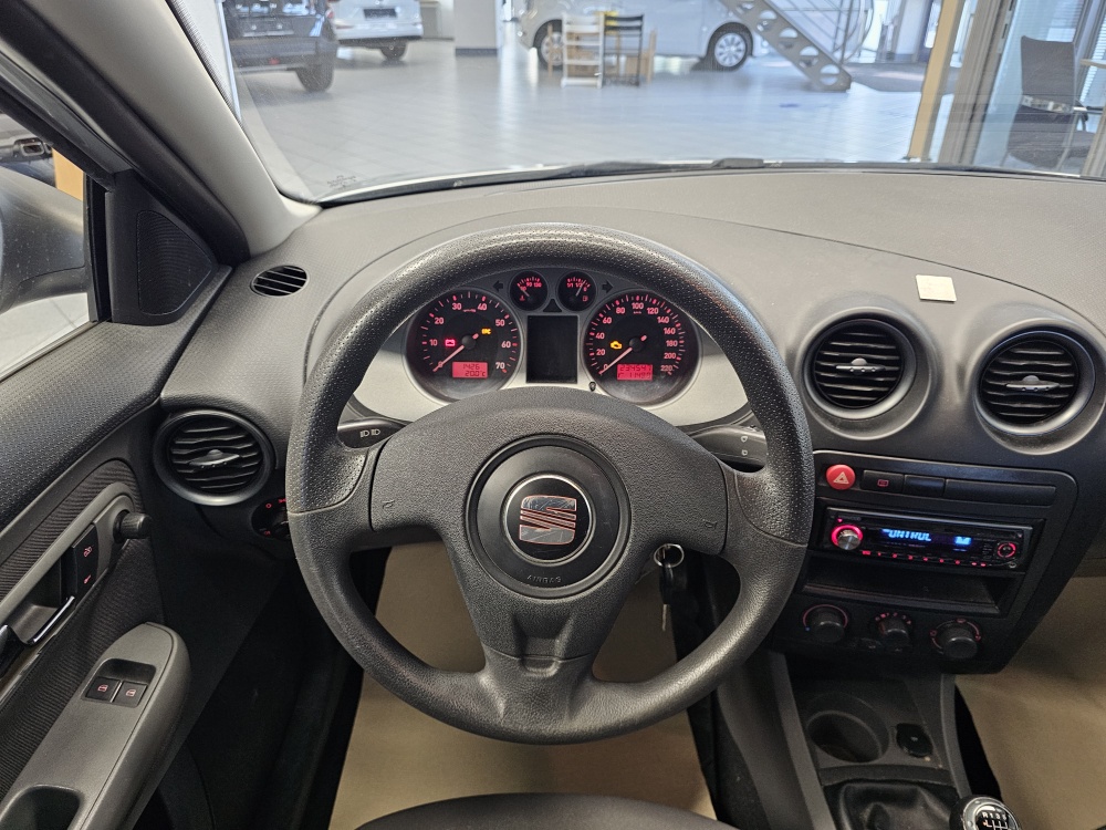 Seat Ibiza bei Hoffmann Automobile in Wolfsburg kaufen und sofort mitnehmen - Bild 10