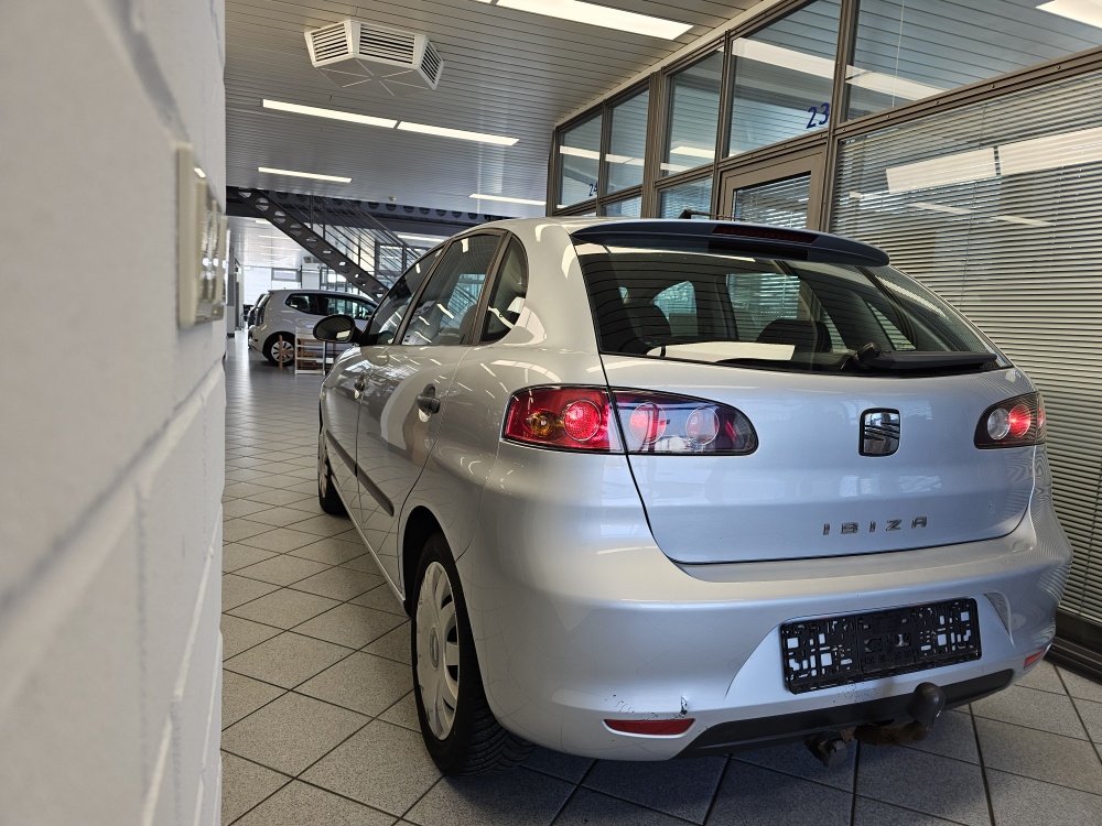 Seat Ibiza bei Hoffmann Automobile in Wolfsburg kaufen und sofort mitnehmen - Bild 4