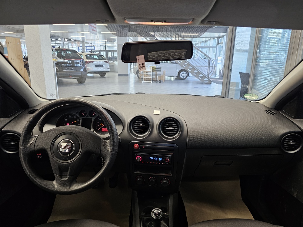 Seat Ibiza bei Hoffmann Automobile in Wolfsburg kaufen und sofort mitnehmen - Bild 6