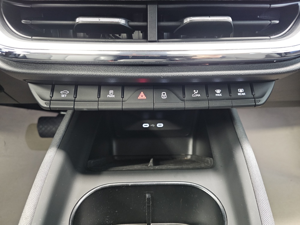 Skoda Enyaq bei Hoffmann Automobile in Wolfsburg kaufen und sofort mitnehmen - Bild 10