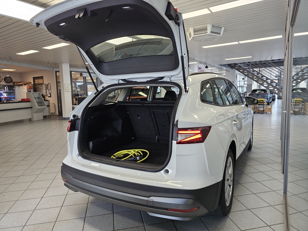 Skoda Enyaq bei Hoffmann Automobile in Wolfsburg kaufen und sofort mitnehmen - Bild 2