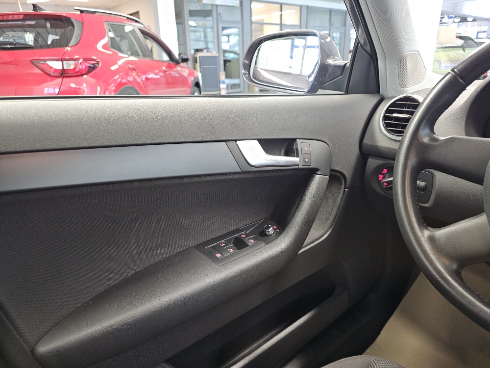 Audi A3 Sportback bei Hoffmann Automobile in Wolfsburg kaufen und sofort mitnehmen - Bild 11