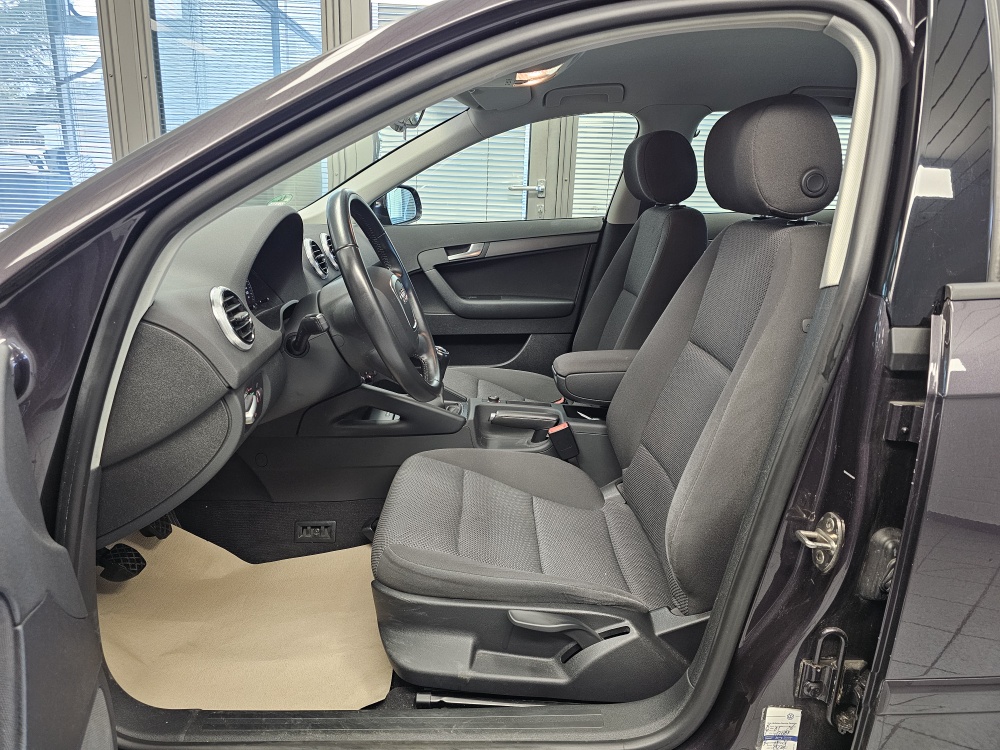 Audi A3 Sportback bei Hoffmann Automobile in Wolfsburg kaufen und sofort mitnehmen - Bild 14