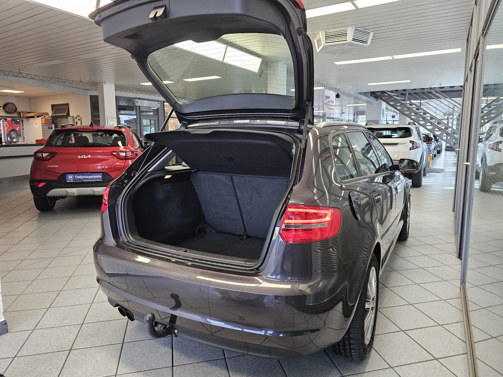 Audi A3 Sportback bei Hoffmann Automobile in Wolfsburg kaufen und sofort mitnehmen - Bild 2