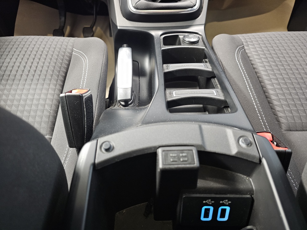 Ford C-Max bei Hoffmann Automobile in Wolfsburg kaufen und sofort mitnehmen - Bild 8