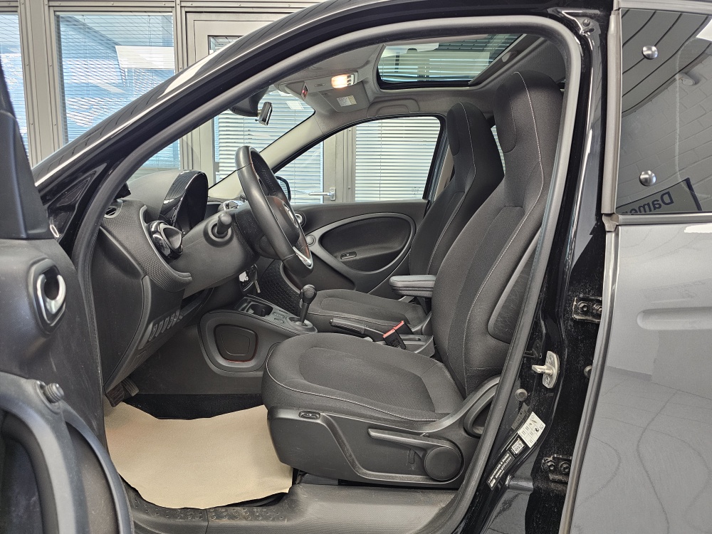 Smart forfour bei Hoffmann Automobile in Wolfsburg kaufen und sofort mitnehmen - Bild 19
