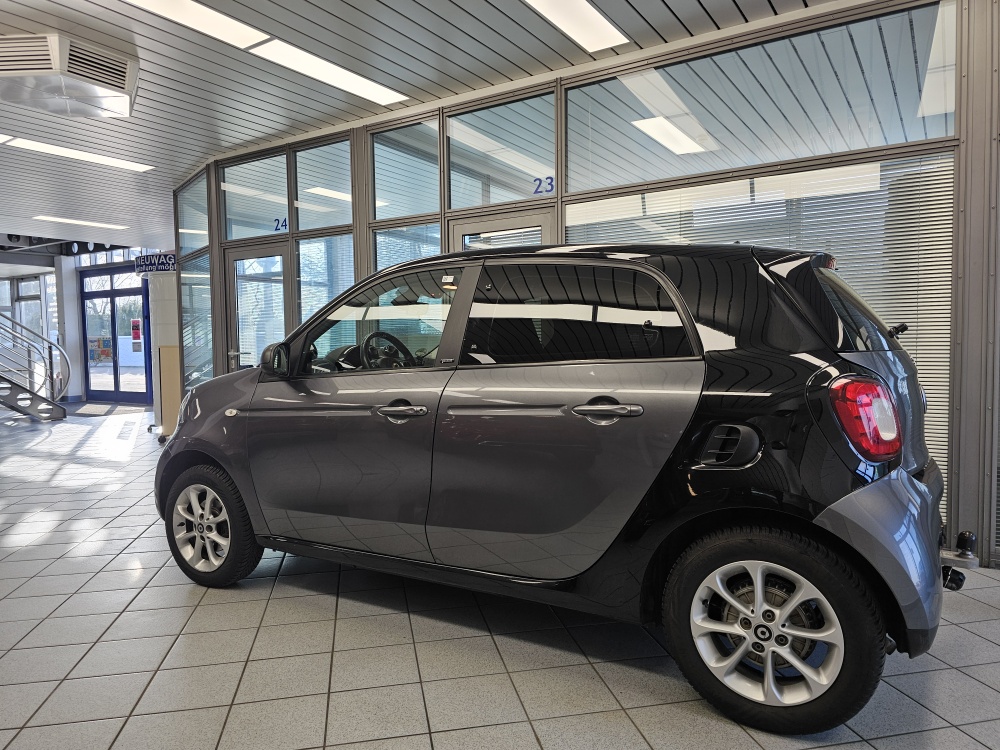 Smart forfour bei Hoffmann Automobile in Wolfsburg kaufen und sofort mitnehmen - Bild 21