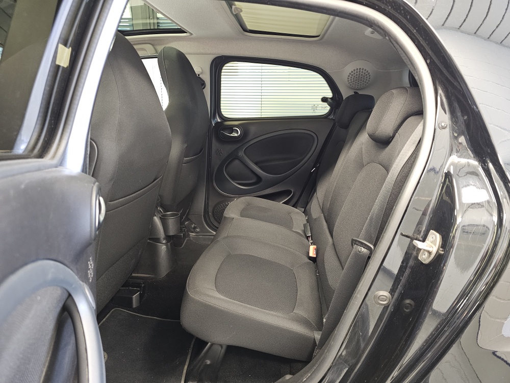 Smart forfour bei Hoffmann Automobile in Wolfsburg kaufen und sofort mitnehmen - Bild 5