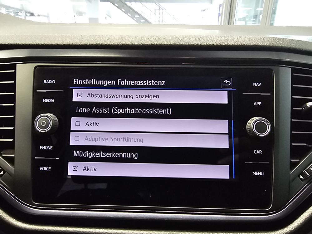 VW T-Roc bei Hoffmann Automobile in Wolfsburg kaufen und sofort mitnehmen - Bild 14