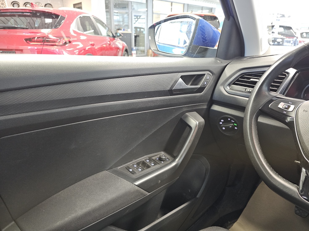 VW T-Roc bei Hoffmann Automobile in Wolfsburg kaufen und sofort mitnehmen - Bild 20