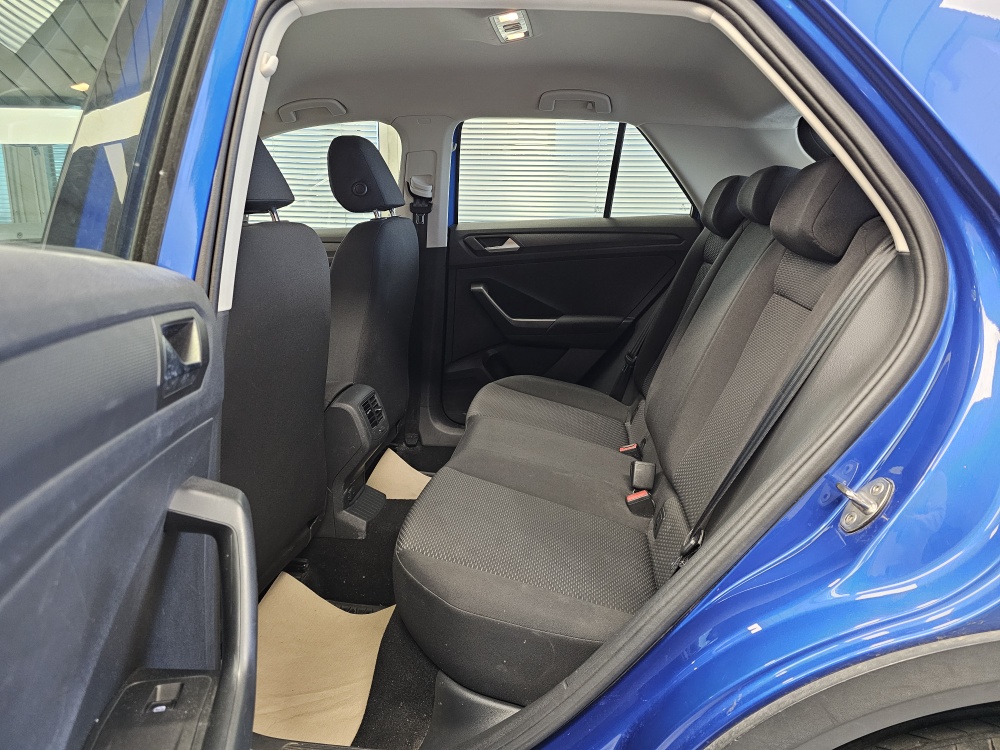 VW T-Roc bei Hoffmann Automobile in Wolfsburg kaufen und sofort mitnehmen - Bild 4