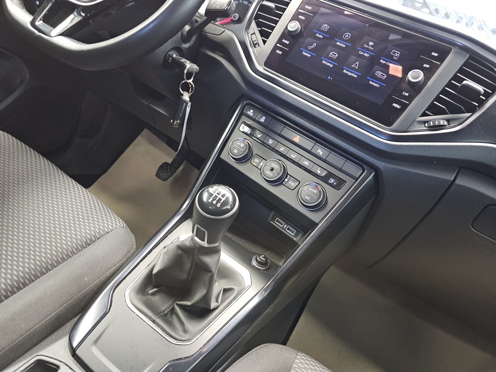 VW T-Roc bei Hoffmann Automobile in Wolfsburg kaufen und sofort mitnehmen - Bild 6