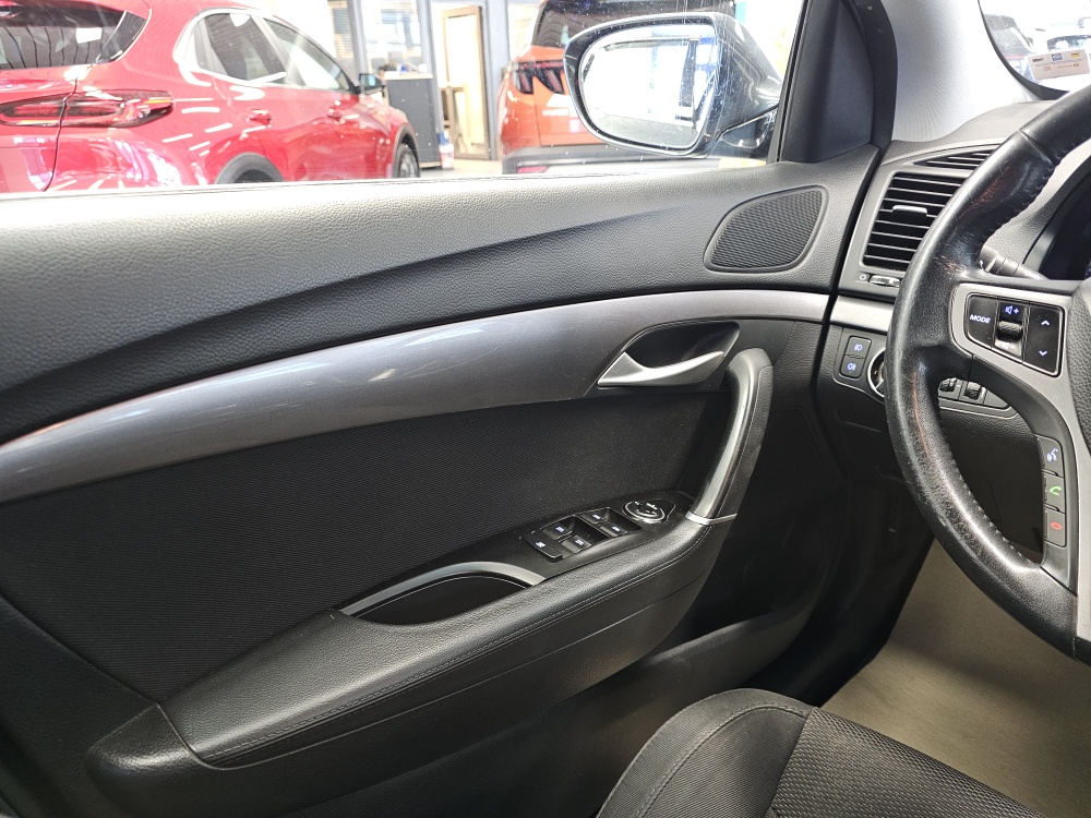 Hyundai i40 Kombi bei Hoffmann Automobile in Wolfsburg kaufen und sofort mitnehmen - Bild 15