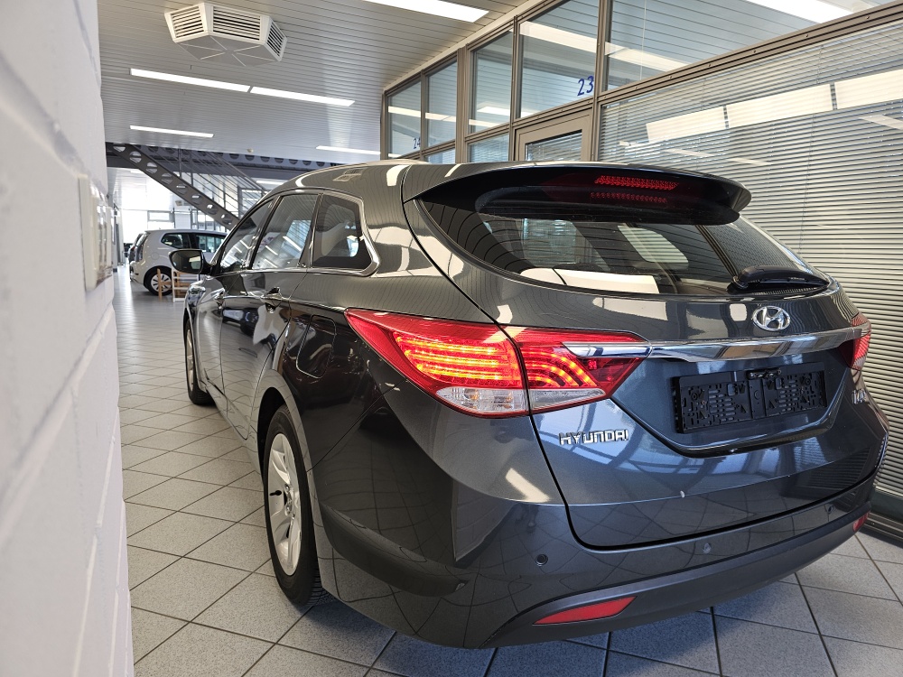 Hyundai i40 Kombi bei Hoffmann Automobile in Wolfsburg kaufen und sofort mitnehmen - Bild 4