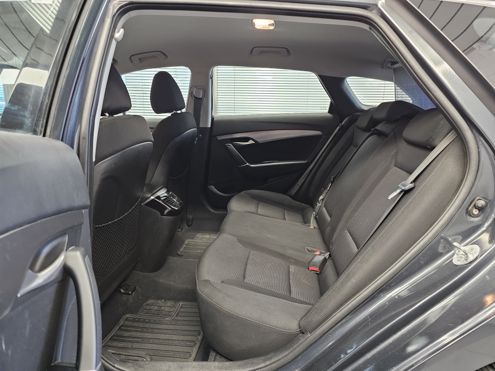 Hyundai i40 Kombi bei Hoffmann Automobile in Wolfsburg kaufen und sofort mitnehmen - Bild 5