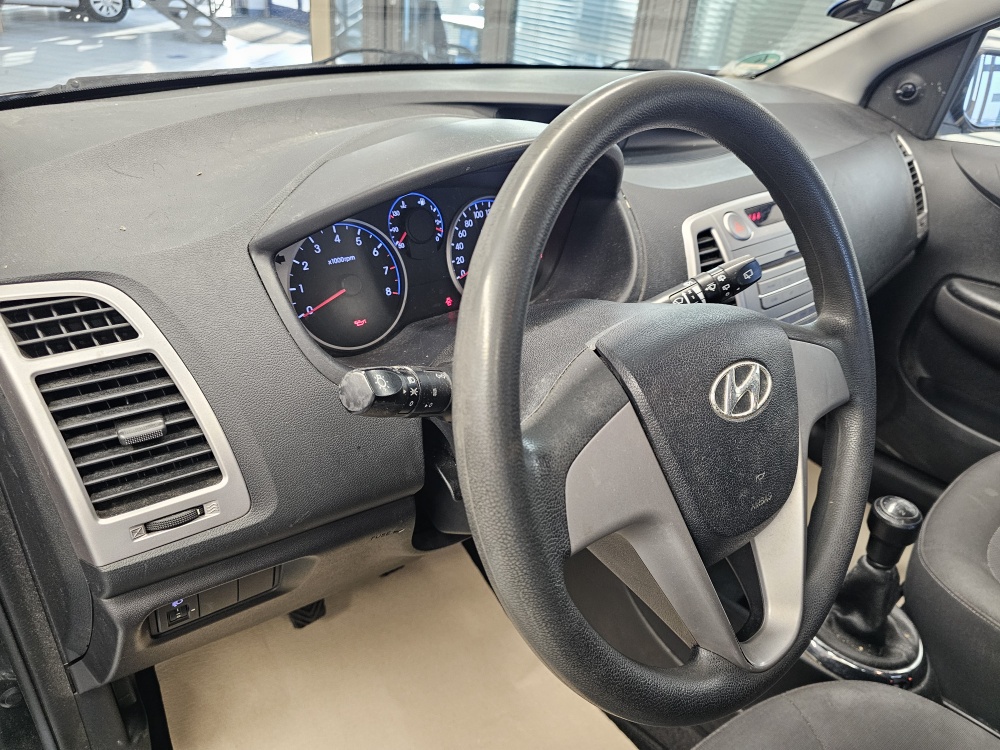 Hyundai i20 bei Hoffmann Automobile in Wolfsburg kaufen und sofort mitnehmen - Bild 13