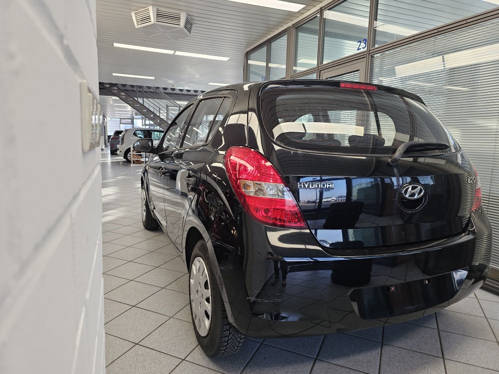 Hyundai i20 bei Hoffmann Automobile in Wolfsburg kaufen und sofort mitnehmen - Bild 3