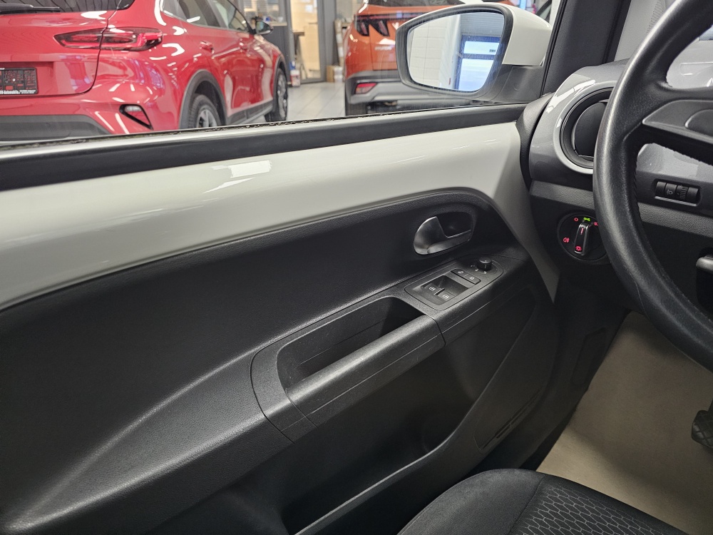 Seat Mii bei Hoffmann Automobile in Wolfsburg kaufen und sofort mitnehmen - Bild 13