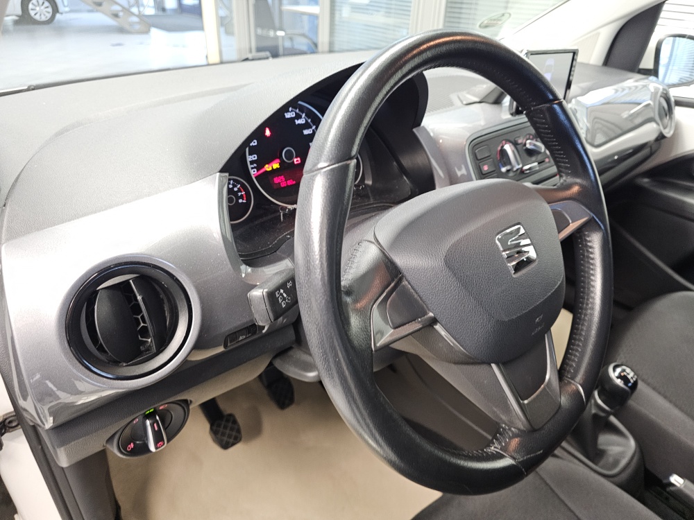 Seat Mii bei Hoffmann Automobile in Wolfsburg kaufen und sofort mitnehmen - Bild 15