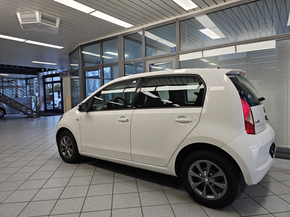 Seat Mii bei Hoffmann Automobile in Wolfsburg kaufen und sofort mitnehmen - Bild 18