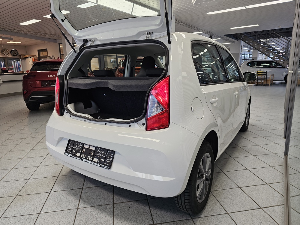 Seat Mii bei Hoffmann Automobile in Wolfsburg kaufen und sofort mitnehmen - Bild 2