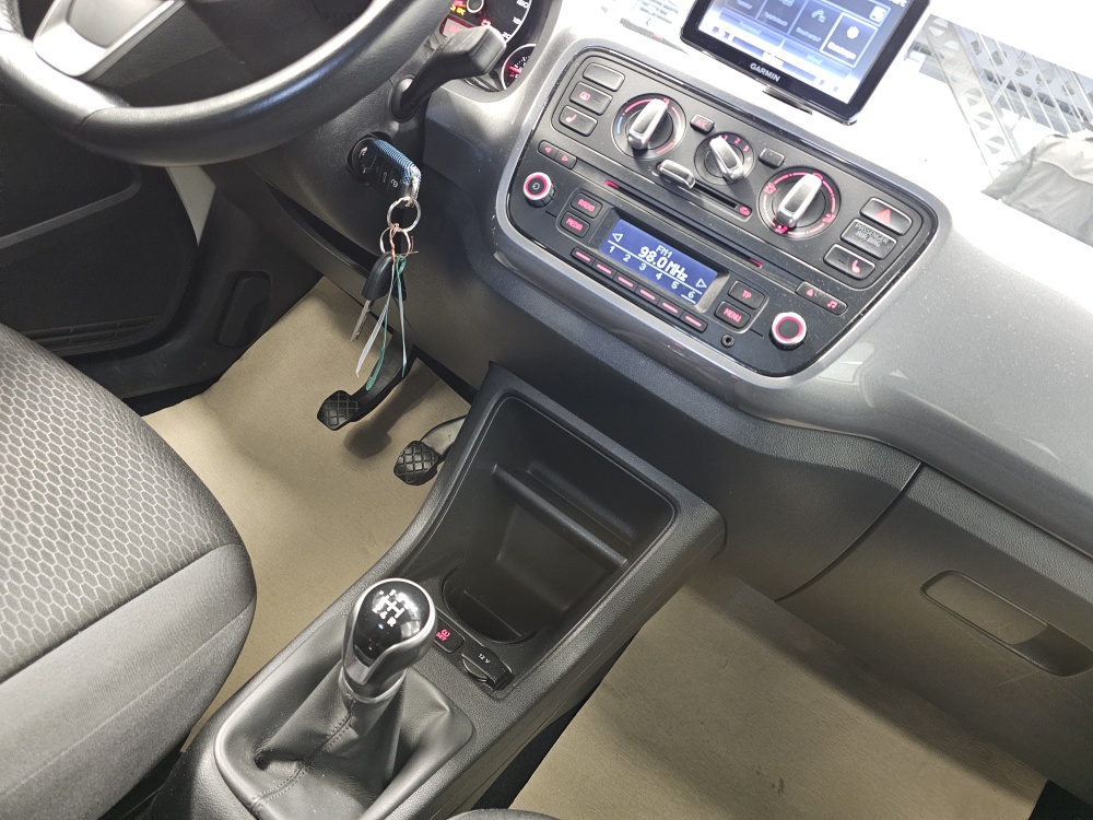 Seat Mii bei Hoffmann Automobile in Wolfsburg kaufen und sofort mitnehmen - Bild 8