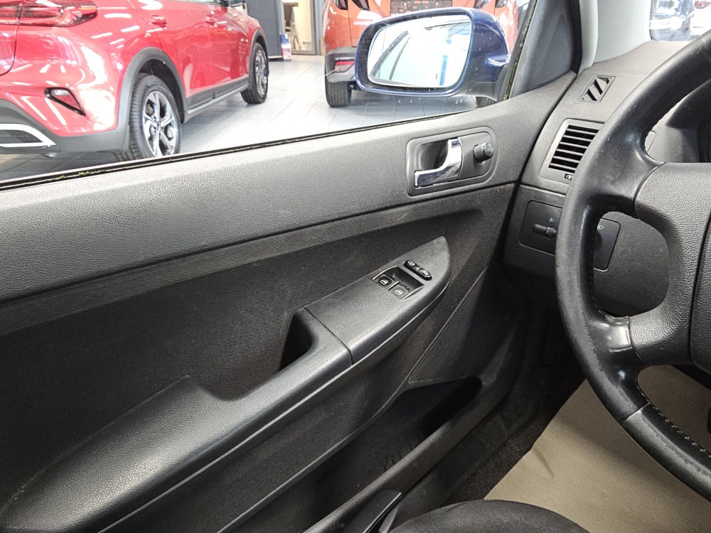 Skoda Fabia Combi bei Hoffmann Automobile in Wolfsburg kaufen und sofort mitnehmen - Bild 9