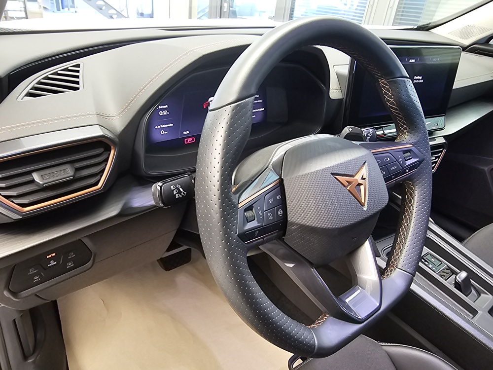 Cupra Formentor bei Hoffmann Automobile in Wolfsburg kaufen und sofort mitnehmen - Bild 25