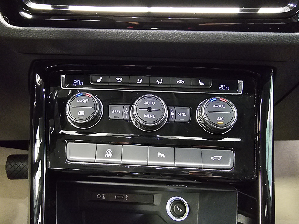 VW Touran bei Hoffmann Automobile in Wolfsburg kaufen und sofort mitnehmen - Bild 10