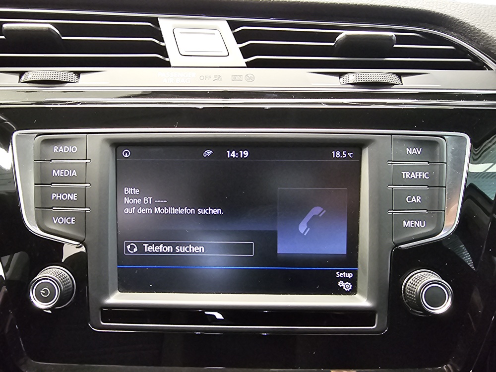 VW Touran bei Hoffmann Automobile in Wolfsburg kaufen und sofort mitnehmen - Bild 16