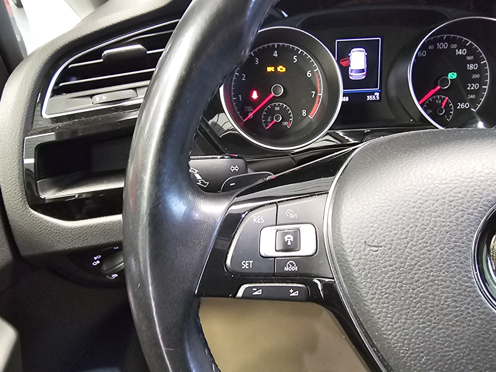 VW Touran bei Hoffmann Automobile in Wolfsburg kaufen und sofort mitnehmen - Bild 20