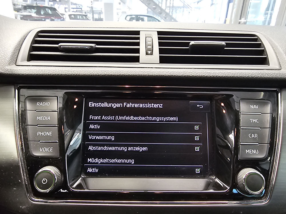 Skoda Fabia bei Hoffmann Automobile in Wolfsburg kaufen und sofort mitnehmen - Bild 11