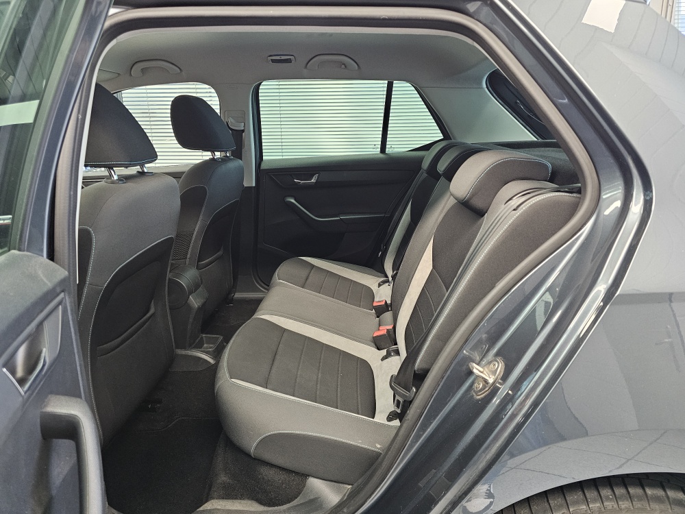 Skoda Fabia bei Hoffmann Automobile in Wolfsburg kaufen und sofort mitnehmen - Bild 5