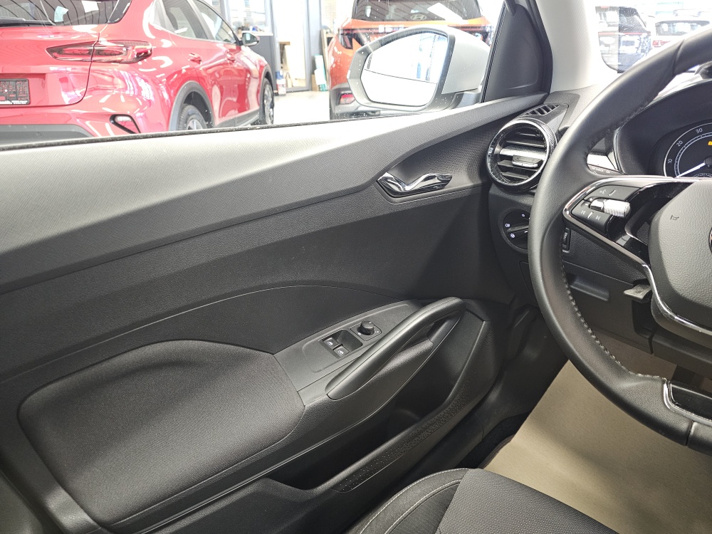 Skoda Fabia bei Hoffmann Automobile in Wolfsburg kaufen und sofort mitnehmen - Bild 18