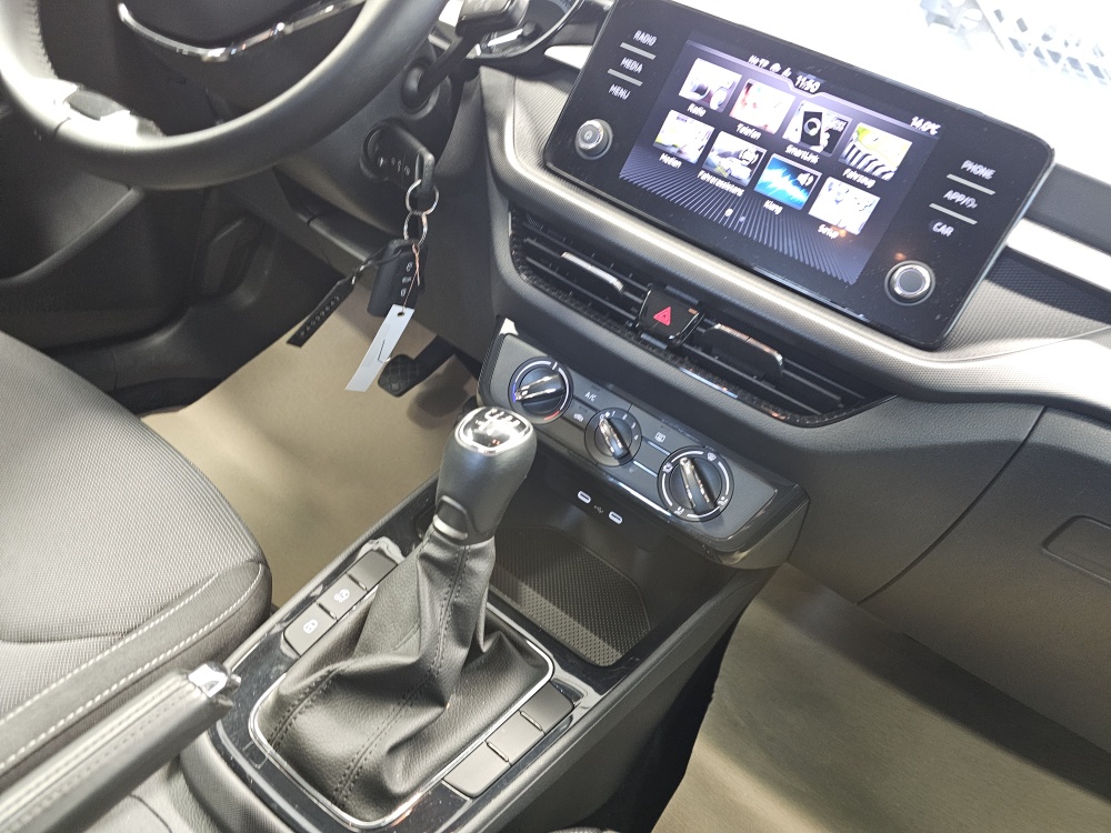 Skoda Fabia bei Hoffmann Automobile in Wolfsburg kaufen und sofort mitnehmen - Bild 8