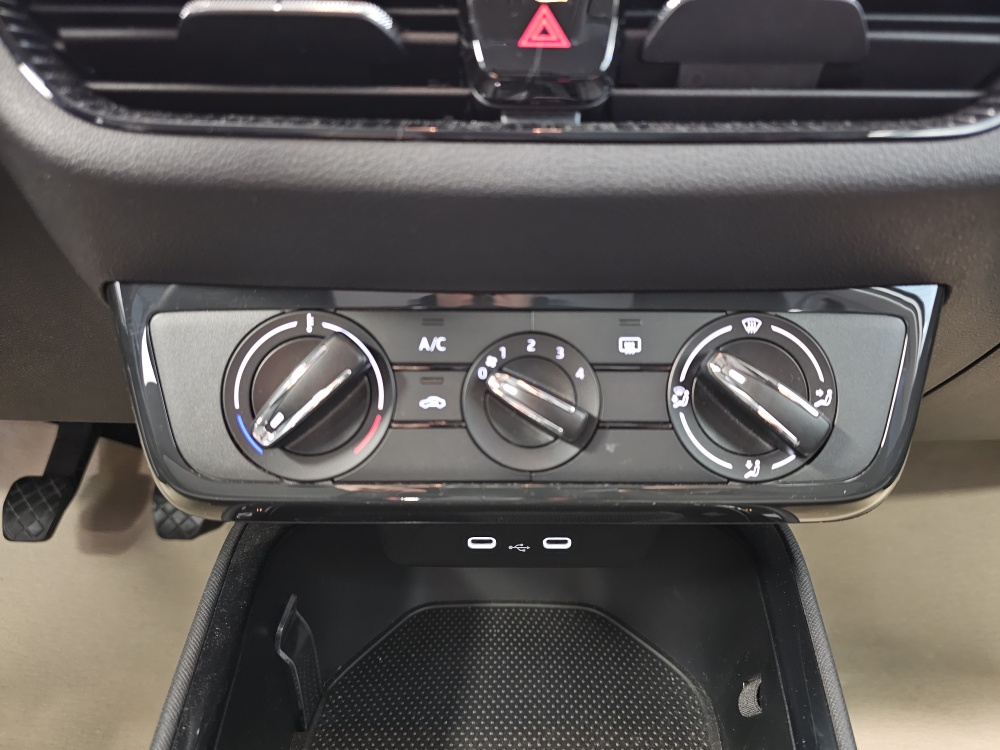 Skoda Fabia bei Hoffmann Automobile in Wolfsburg kaufen und sofort mitnehmen - Bild 9