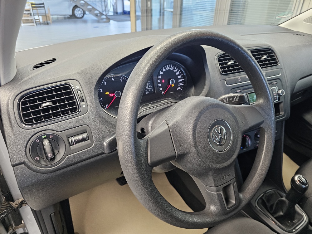 VW Polo bei Hoffmann Automobile in Wolfsburg kaufen und sofort mitnehmen - Bild 10