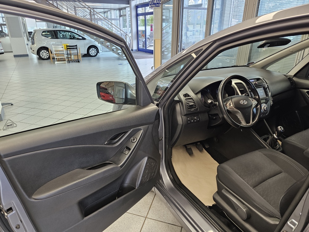 Hyundai ix20 bei Hoffmann Automobile in Wolfsburg kaufen und sofort mitnehmen - Bild 21