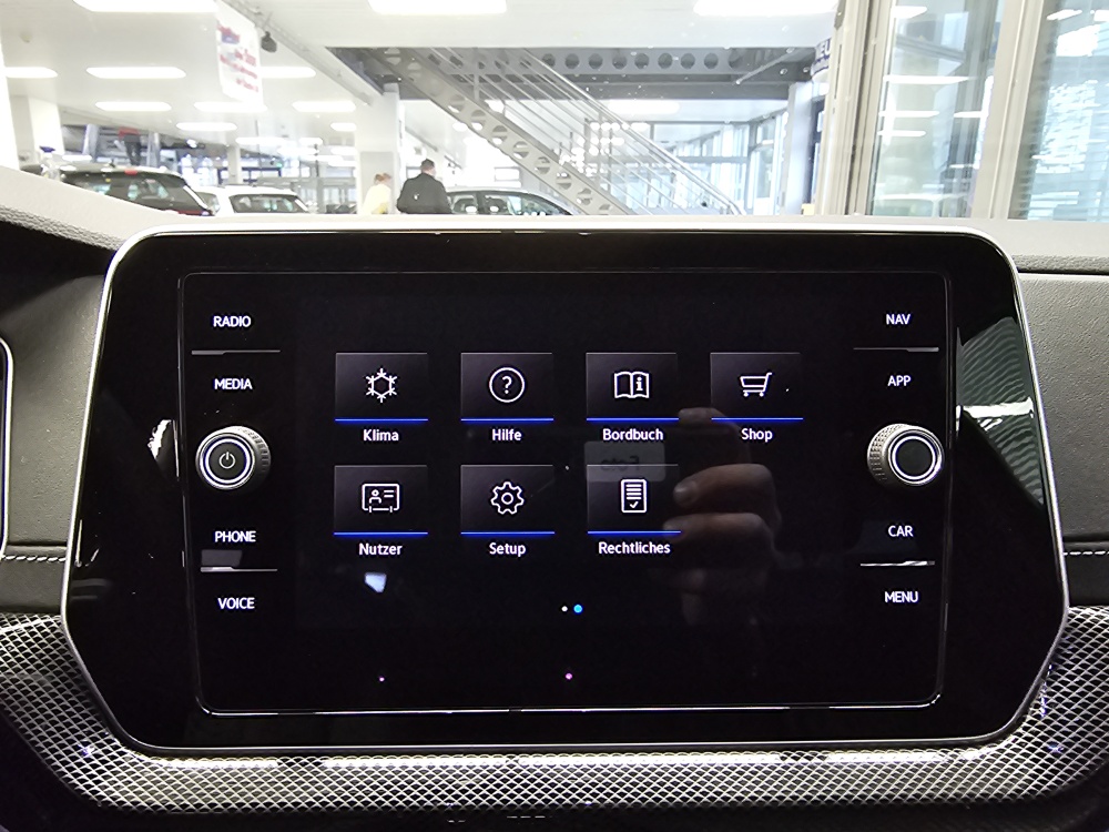 VW T-Cross bei Hoffmann Automobile in Wolfsburg kaufen und sofort mitnehmen - Bild 12