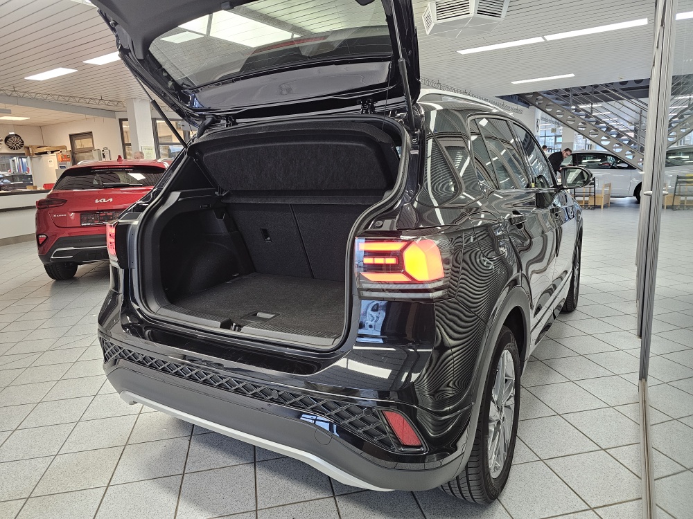 VW T-Cross bei Hoffmann Automobile in Wolfsburg kaufen und sofort mitnehmen - Bild 2