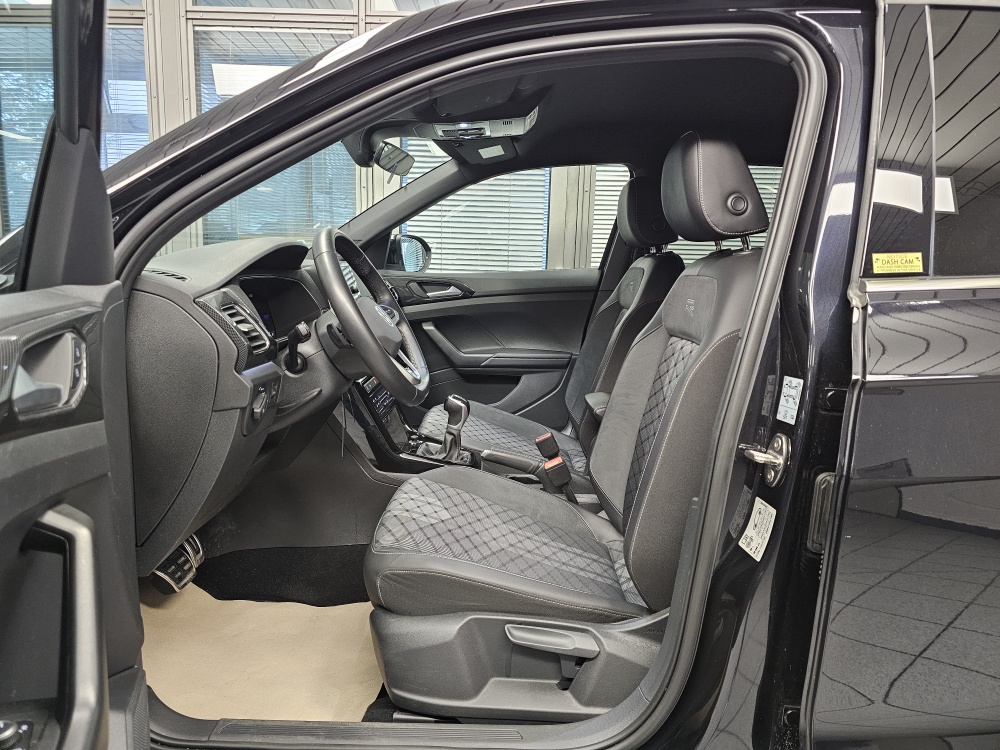 VW T-Cross bei Hoffmann Automobile in Wolfsburg kaufen und sofort mitnehmen - Bild 25