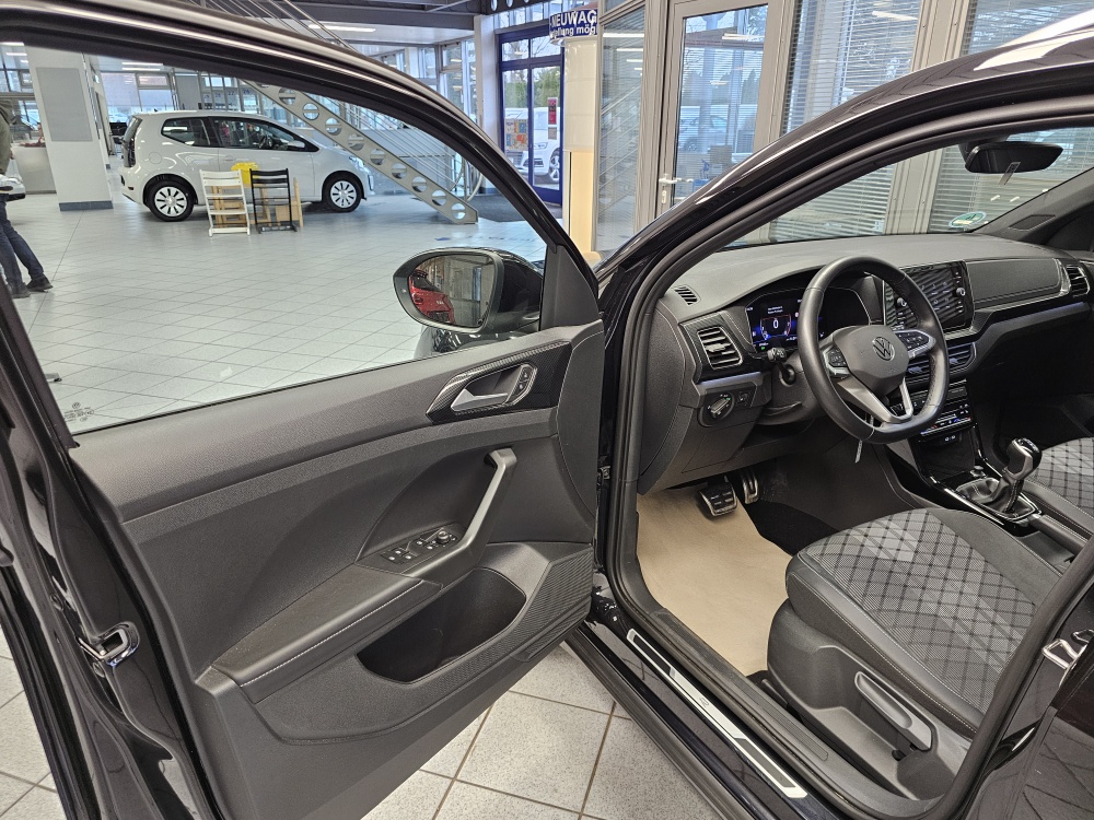 VW T-Cross bei Hoffmann Automobile in Wolfsburg kaufen und sofort mitnehmen - Bild 27