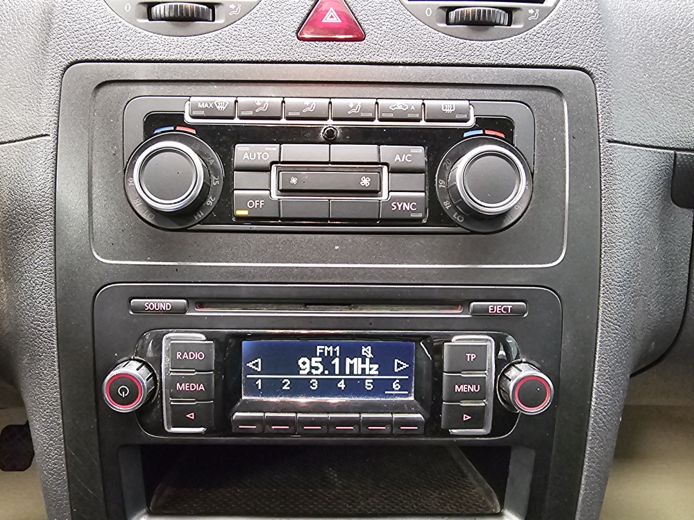 VW Caddy bei Hoffmann Automobile in Wolfsburg kaufen und sofort mitnehmen - Bild 11