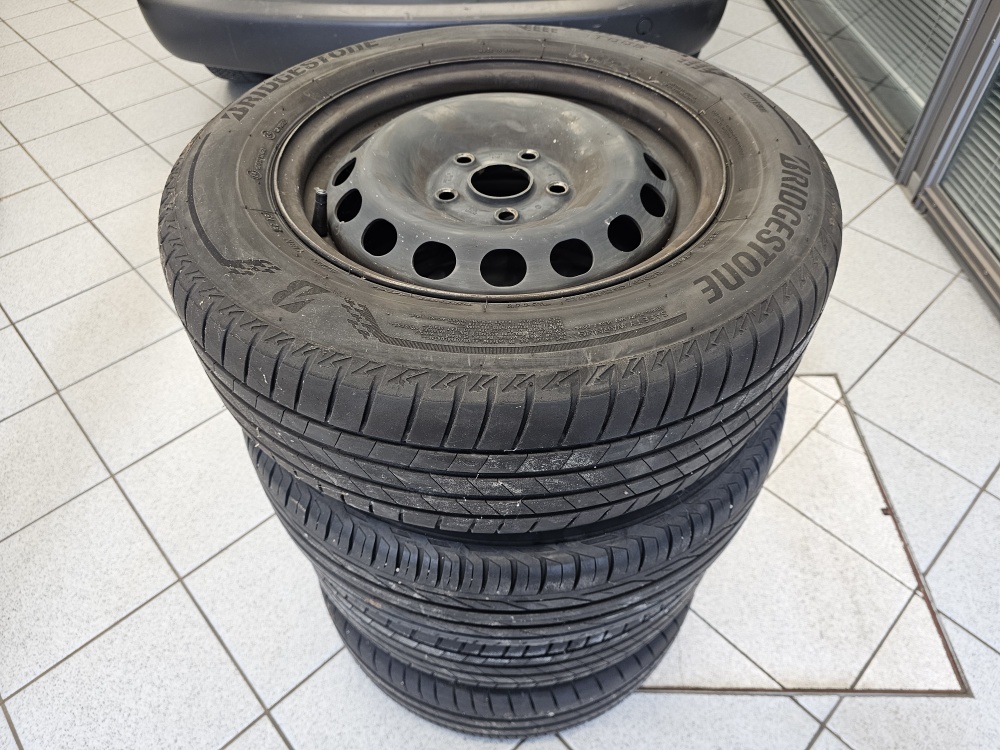 VW Caddy bei Hoffmann Automobile in Wolfsburg kaufen und sofort mitnehmen - Bild 6