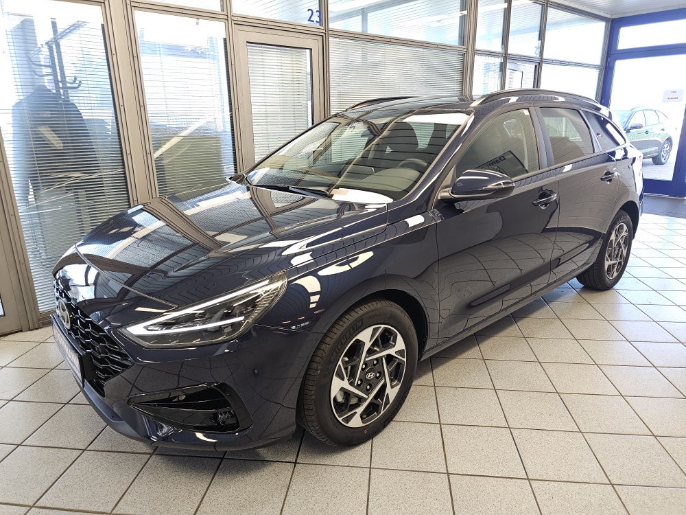 Hyundai i30 Kombi  für nur 24.350,- € bei Hoffmann Automobile in Wolfsburg kaufen und sofort mitnehmen