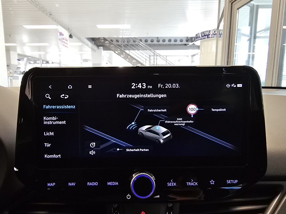 Hyundai i30 Kombi bei Hoffmann Automobile in Wolfsburg kaufen und sofort mitnehmen - Bild 16