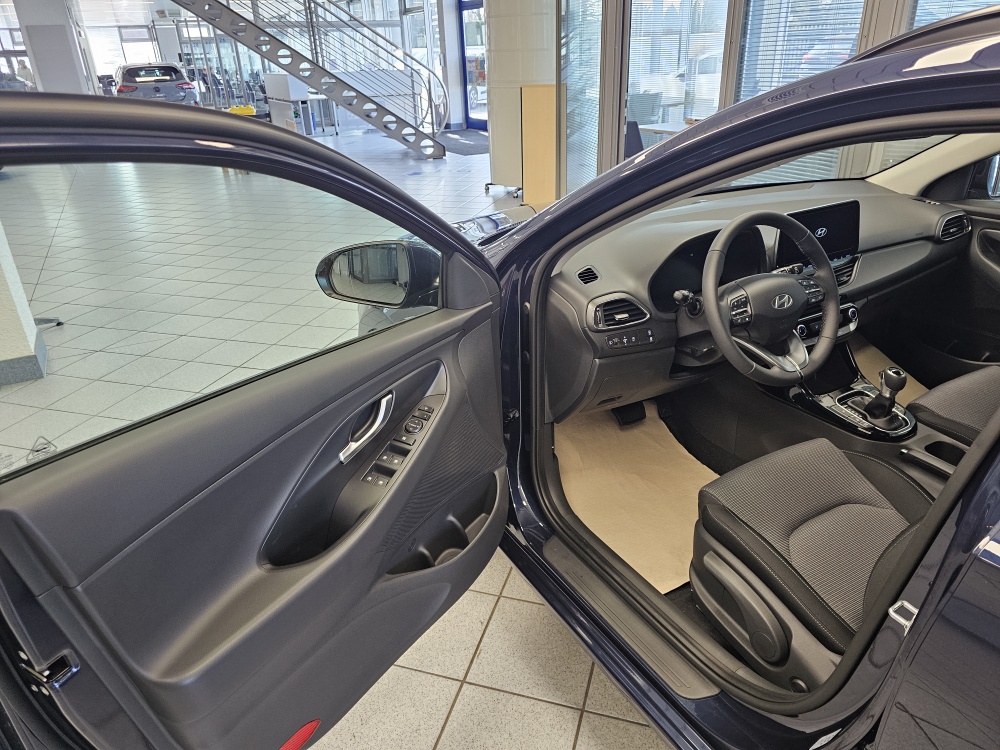 Hyundai i30 Kombi bei Hoffmann Automobile in Wolfsburg kaufen und sofort mitnehmen - Bild 24