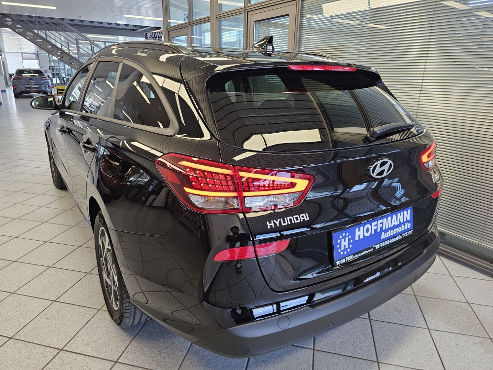 Hyundai i30 Kombi bei Hoffmann Automobile in Wolfsburg kaufen und sofort mitnehmen - Bild 3