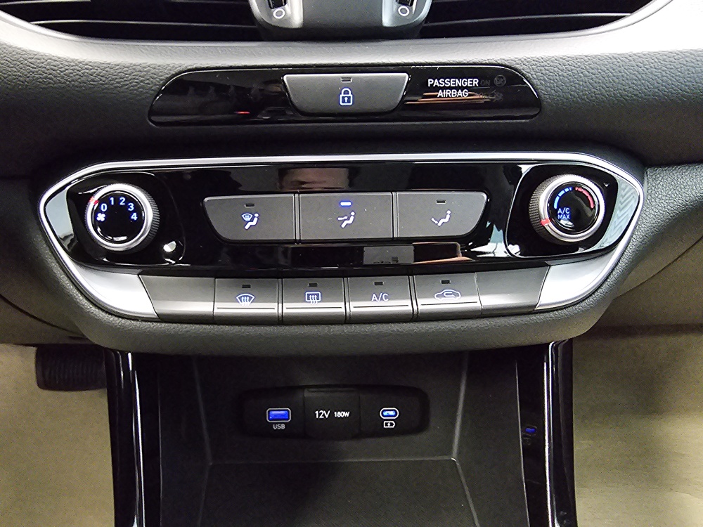 Hyundai i30 Kombi bei Hoffmann Automobile in Wolfsburg kaufen und sofort mitnehmen - Bild 9